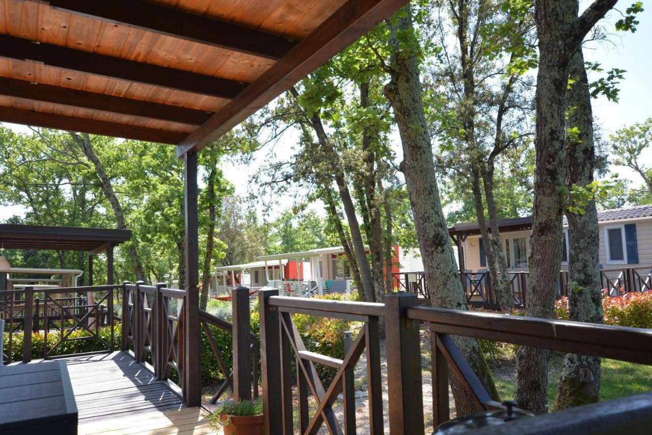 Tar-Vabriga West Coast Mobilhome With Xxl Terrace In Naturist Resort Solaris Fkk מראה חיצוני תמונה